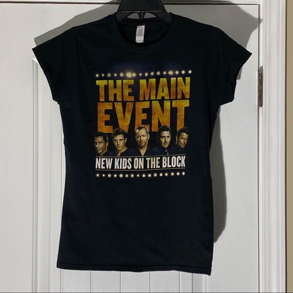 New Kids on the block The Main Event tee NWOT